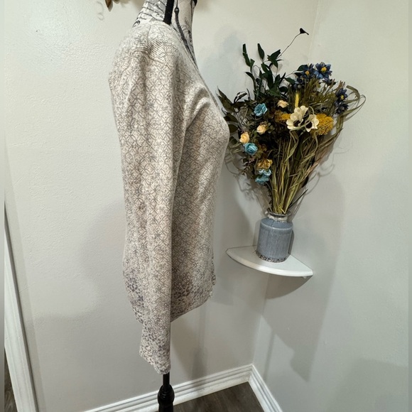 Eddie Bauer Cream Patterned Henley Style Long Sleeve Thermal size Small - Picture 4 of 7